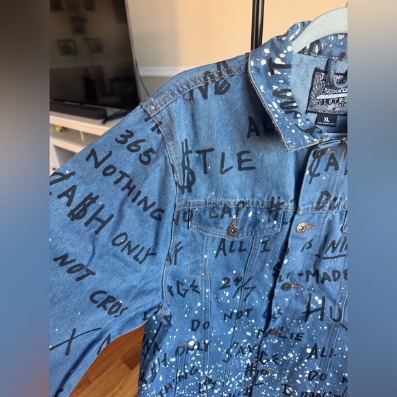 Brooklyn Cloth Blue Denim Jacket Black Graffiti Style text&white paint splatter - Picture 4 of 11